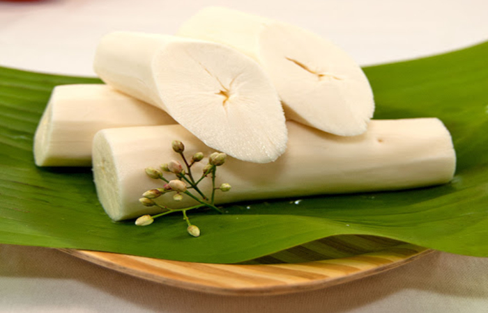 Quelle est la méthode simple pour enlever la peau de manioc?Quelles machines sont nécessaires?